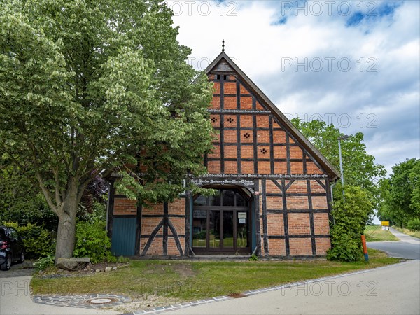 Half-timbered house in the Rundlingsdorf Guehlitz. The village is one of the 19 Rundling villages that have applied to become a UNESCO World Heritage Site. Guehlitz