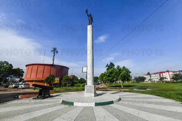 Cenotaph before the Benin National Museum in the Royal gardens