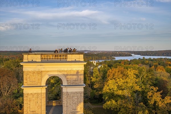 Viewing platform at the Belvedere on the Pfingstberg in autumn