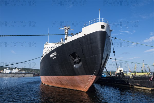 Lenin first nuclear powered icebreaker in the world