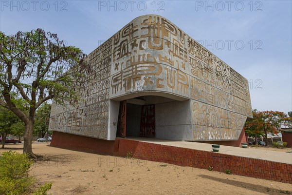 Sir Abubakar Tafawa Balewa tomb monument Bauchi