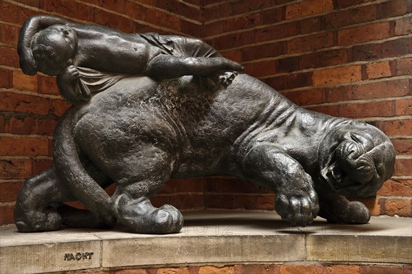 Sculpture Panther