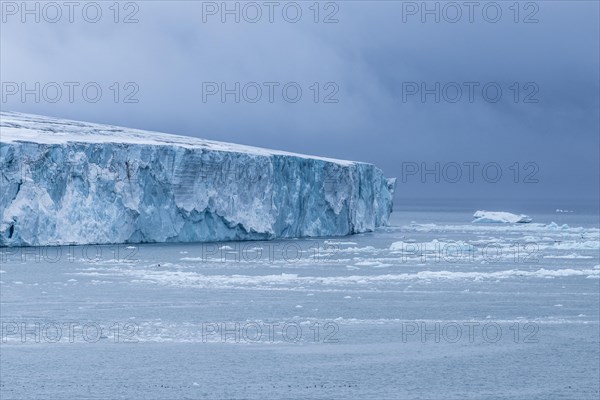 Very huge glacier on Mc Clintok or Klintok Island