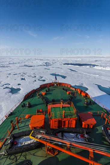 Bow of the Icebreaker '50 years of victory' on its way to the North Pole