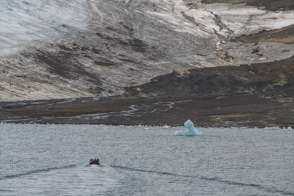 Zodiac approaching Champ Island