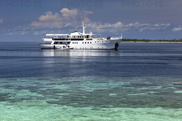 Luxury dive boat