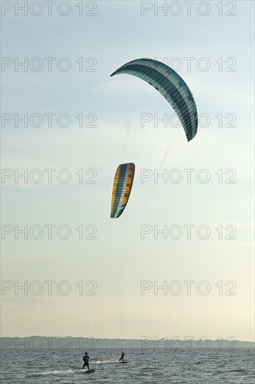 Kitesurfer