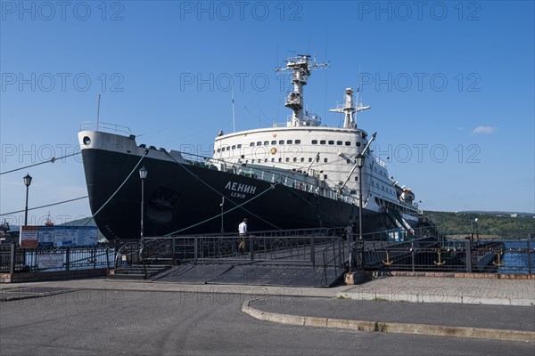 Lenin first nuclear powered icebreaker in the world