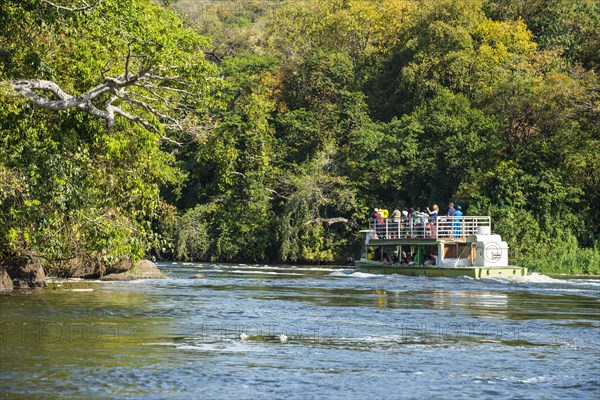 Tourist boat cruising the Nile before the Murchison Falls