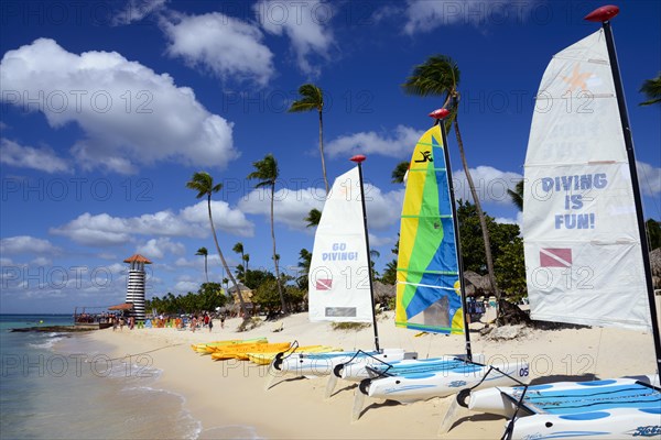 Catamarans and lighthouse