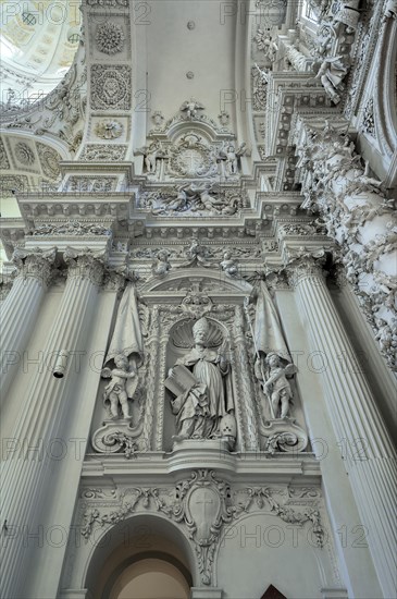 Side aisle of the Theatine Church