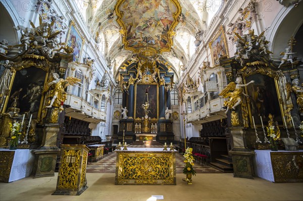 Interior of the romanesque St. Emmeram's Basilica (abbey) now known as Schloss Thurn und Taxis