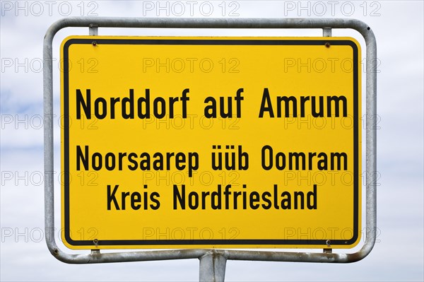 Bilingual place-name sign of Norddorf on the island Amrum in German and Frisian