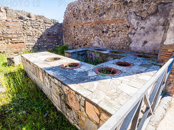 Thermopolium