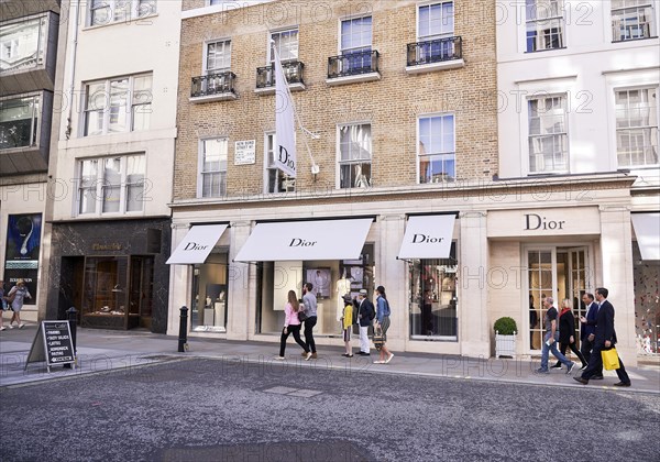 Dior Store