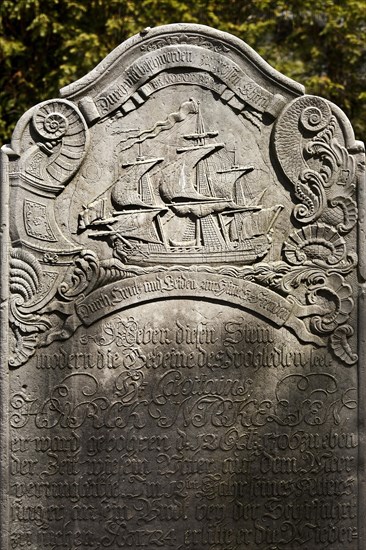 Speaking gravestone at the cemetery of the St. Clemens church