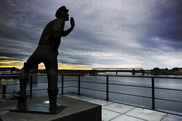 Boatmen's Monument on the Elbe