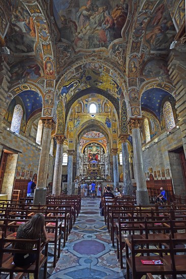 Nave of the Chiesa di Santa Maria dell'Ammiraglio