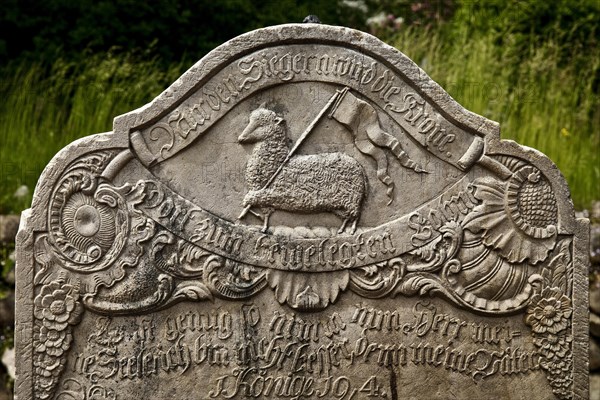 Speaking gravestone at the cemetery of the St. Clemens church