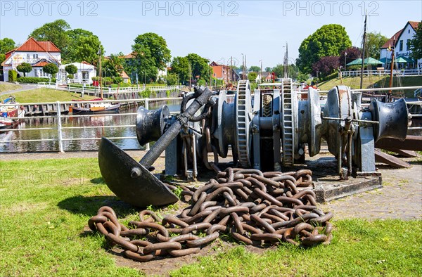 Historic ship equipment