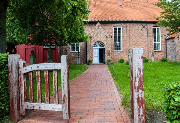 Entrance gate to the churchyard of St. Nicholas Church