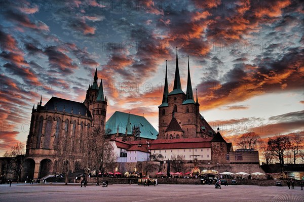 Sunset with red clouds