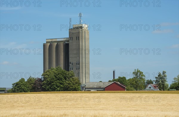 A 61 meters high silo to stores and markets grain for its member farmers (Lantmaennen) in Klagstorp