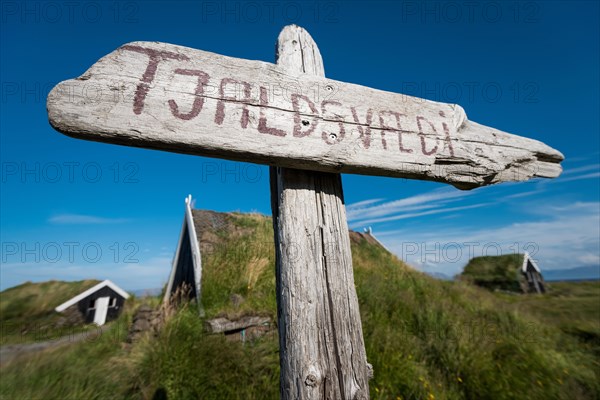 Driftwood camping sign