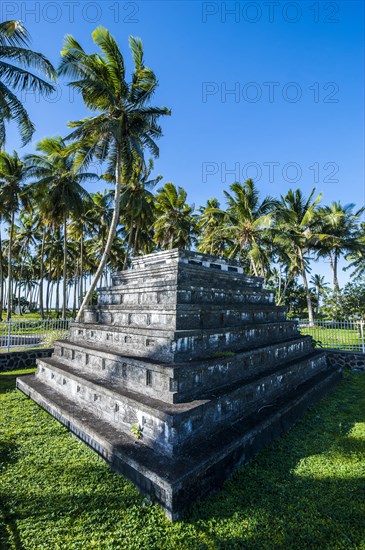 Dynasty tomb in Apia