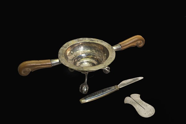 Circumcision tool around 1900