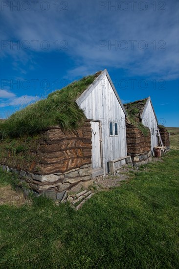 Horse stable and tool shed in original peat construction