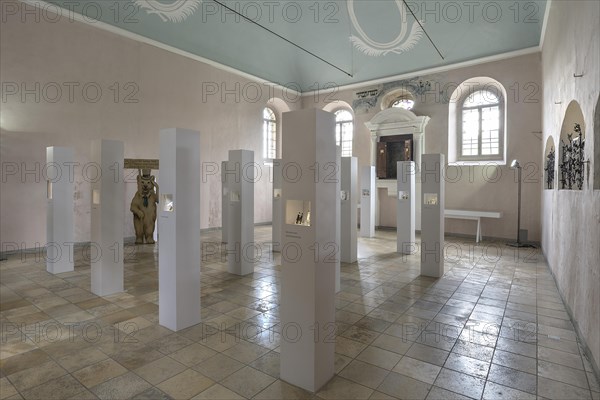 Exhibition until 28.11.2021: Poetry of the Healing World