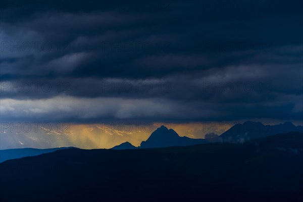 Light atmosphere after a thunderstorm with view of the peaks of the Roteck (3.337 mtr./left) and the Hochwilde (3.602 mtr./right)