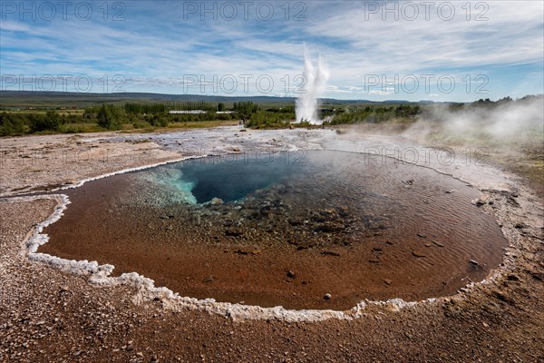 Thermal spring and eruption Geysir Strokkur