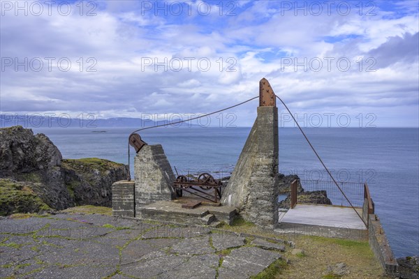 Old winch in Stapavik Bay