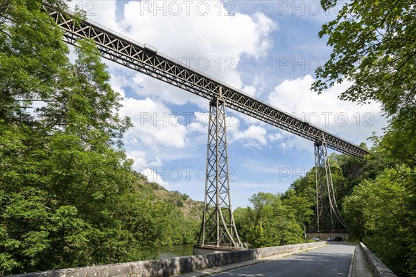 The Rouzat viaduct was built in 1869 by Eiffel on the Commentry