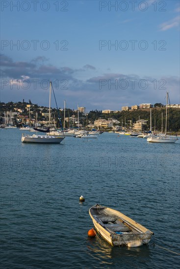 Little boats in the Magenta Port Sud