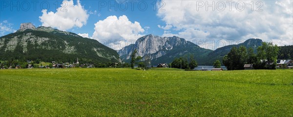 Altausseersee Altaussee with trisselwand