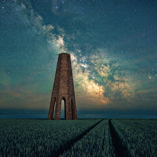 Milky Way over The Daymark