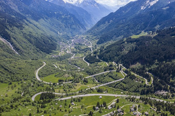 South ramp to the San Bernardino Pass