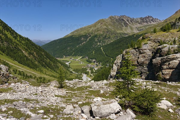 Ascent to the Schaubach Hut