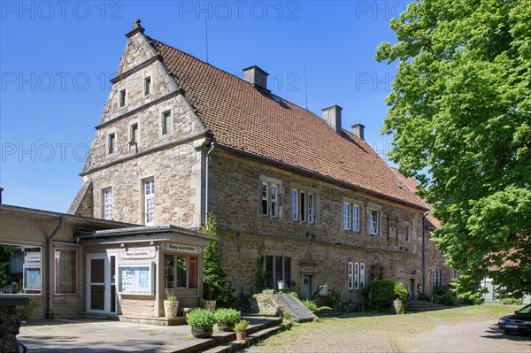 Former residential building Palas of Schaumburg Castle