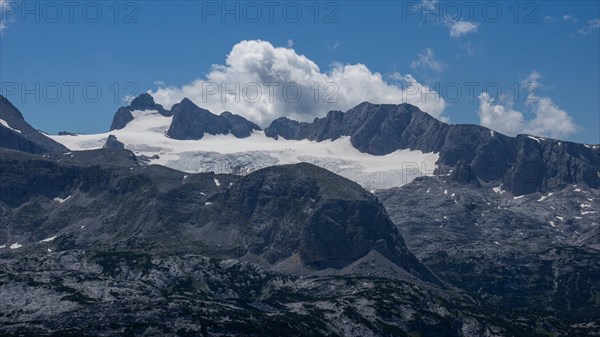 View to the Hallstatt Glacier and High Dachstein