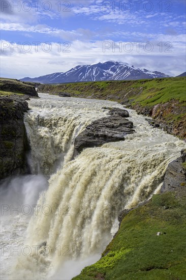 Kirkjufoss and Snaefell in the background