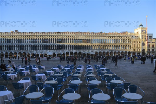 Procuratie Vecchie and Torre dell'Orlogio