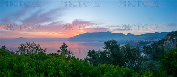 Dawn in front of sunrise