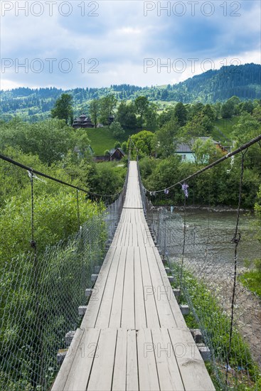 Swinging bridge in Yasinia village