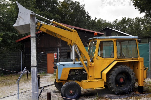 Excavator by Heinz-Josef Grosse at the former German-German border