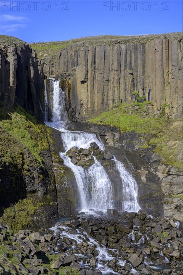 Basalt walls at Studlafoss