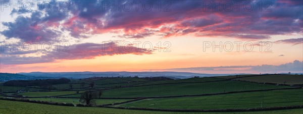 Sunset over Totnes fields